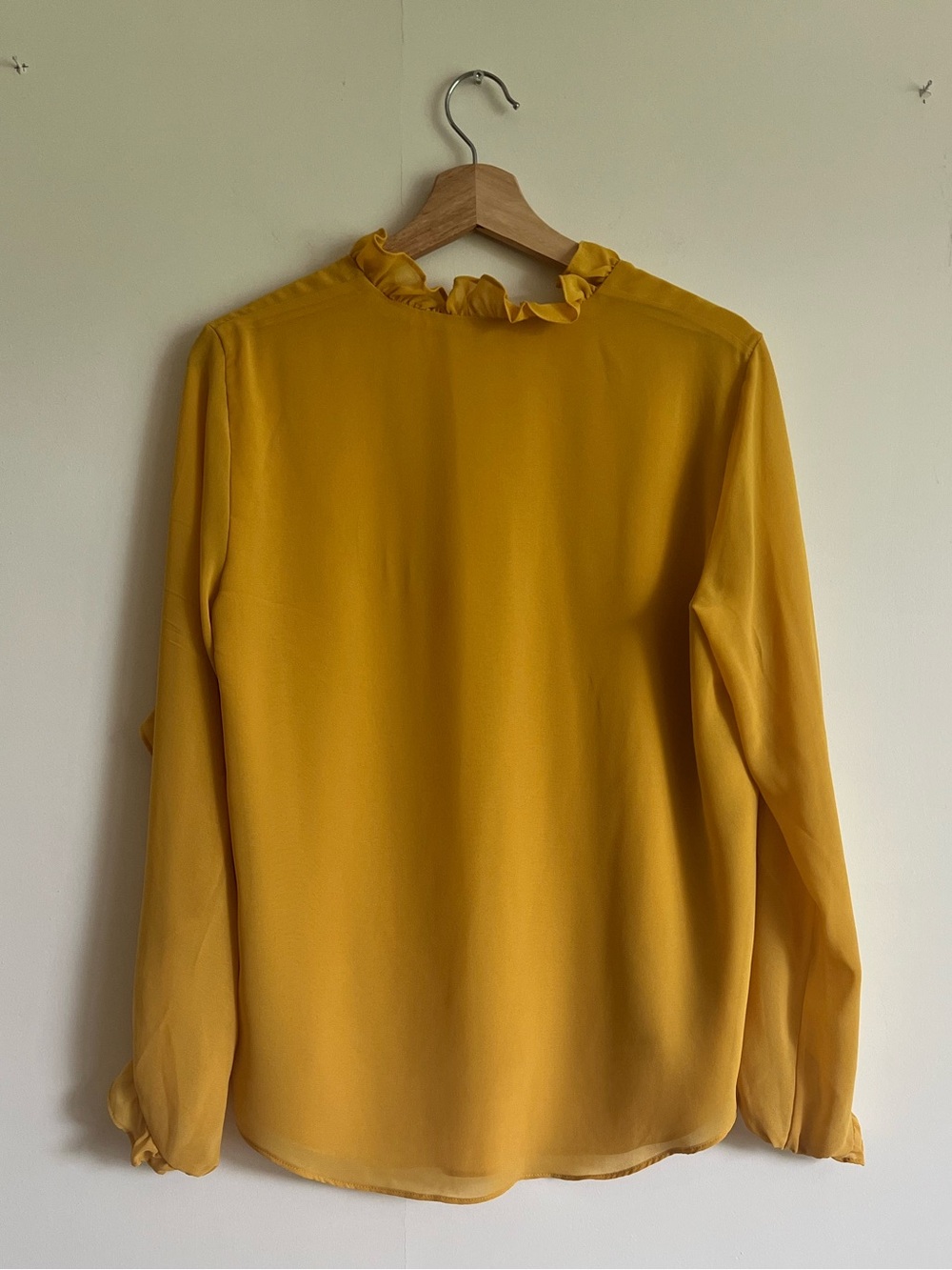 Calvin Klein Mustard Ruffle Blouse Women’s M - Picture 2 of 4